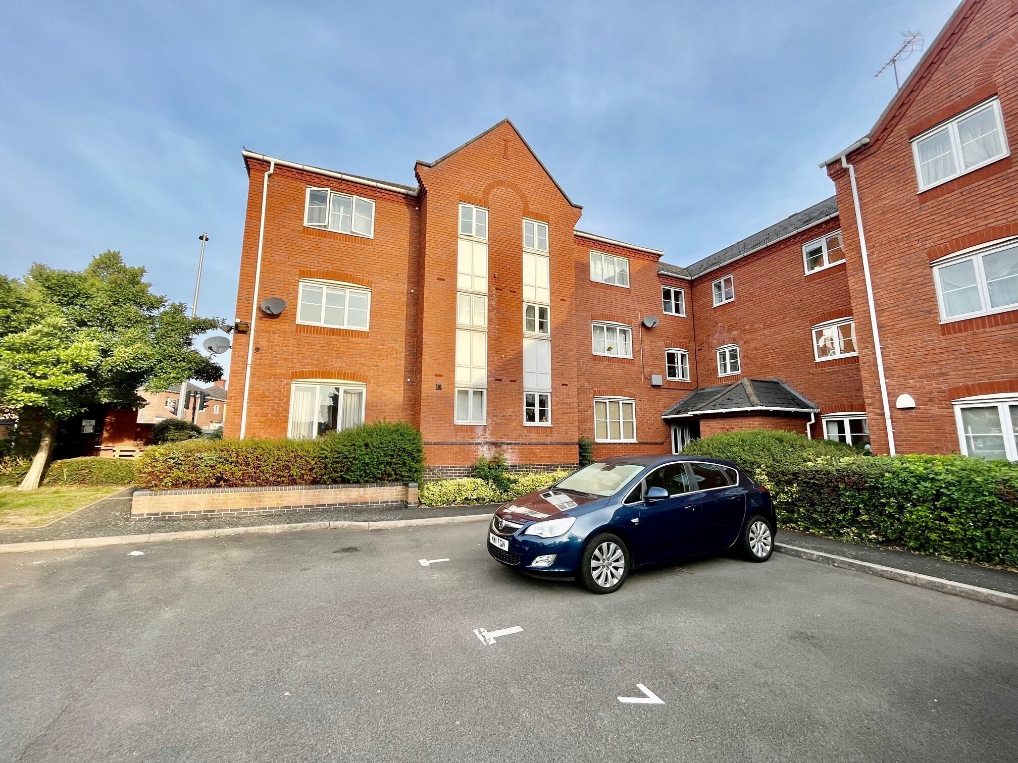 Flat Gas Street in Royal Leamington Spa
