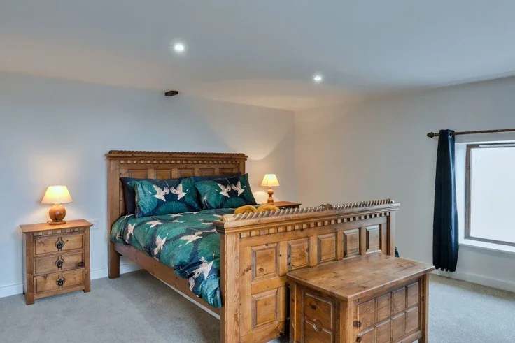 House Town Living Cross in West Devon
