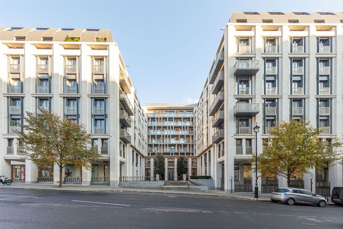 Flat Milford Lane in City of Westminster