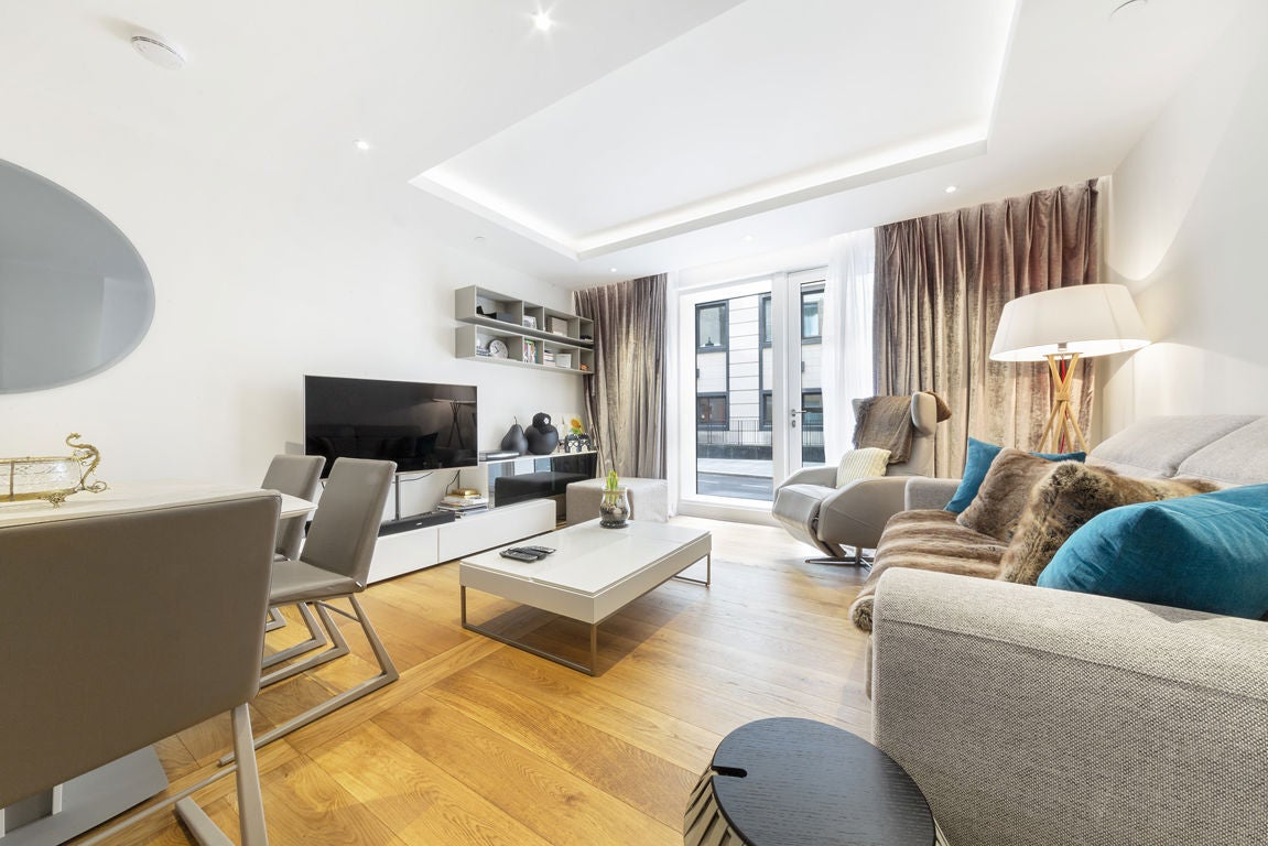 Flat Milford Lane in City of Westminster