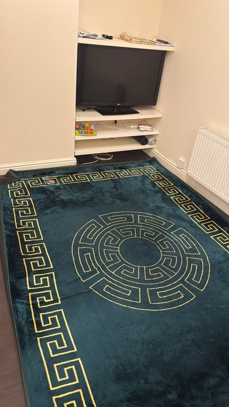 Room Rolls Road in Greater London