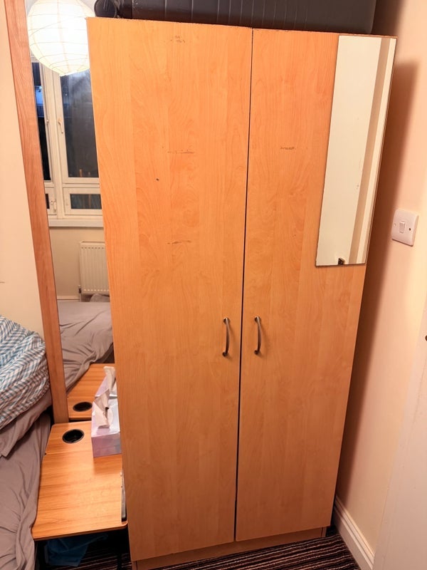Room Rolls Road in Greater London