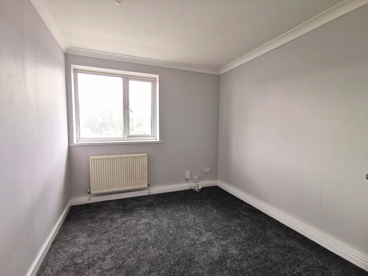 Flat Vale Crescent in Thrybergh