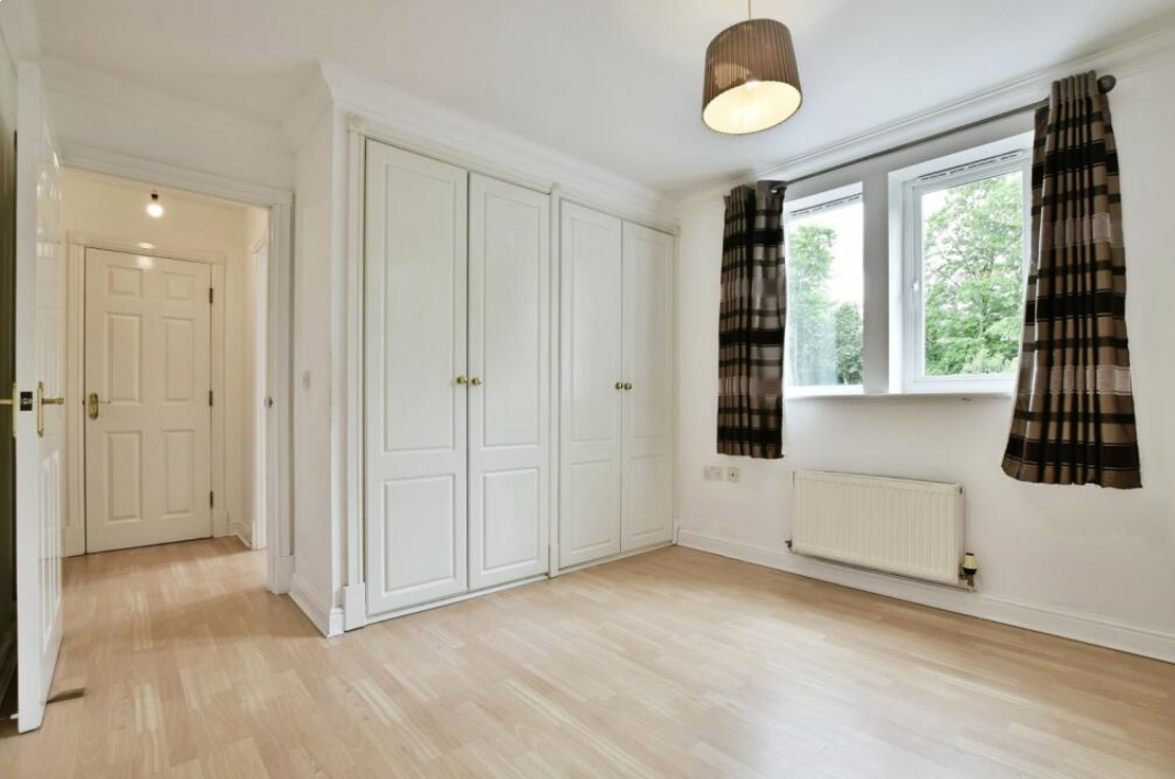 Flat Wellgreen Close in Trafford