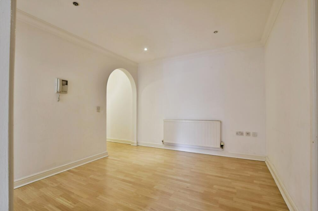 Flat Wellgreen Close in Trafford