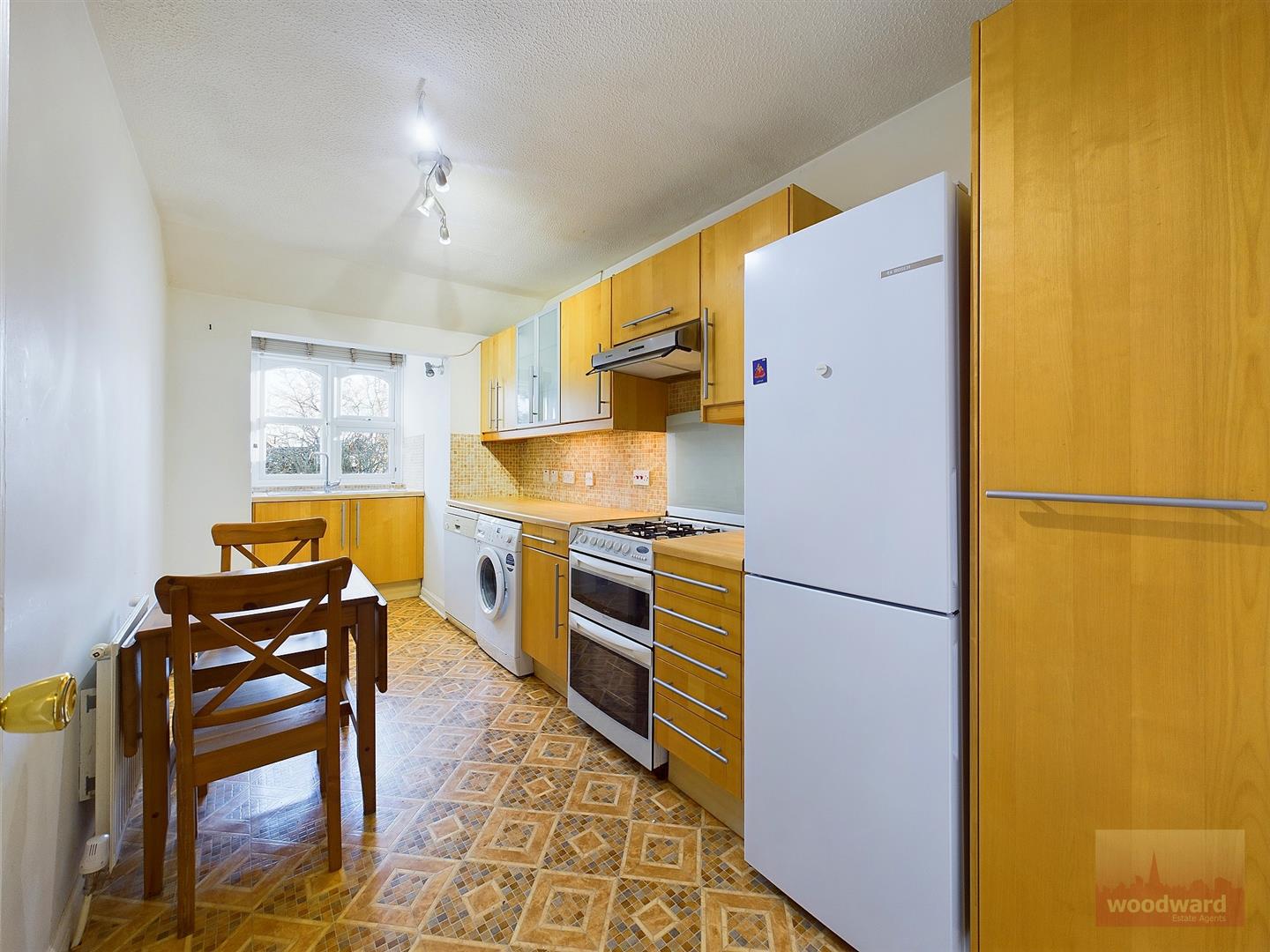 Flat Harrow View in Greater London