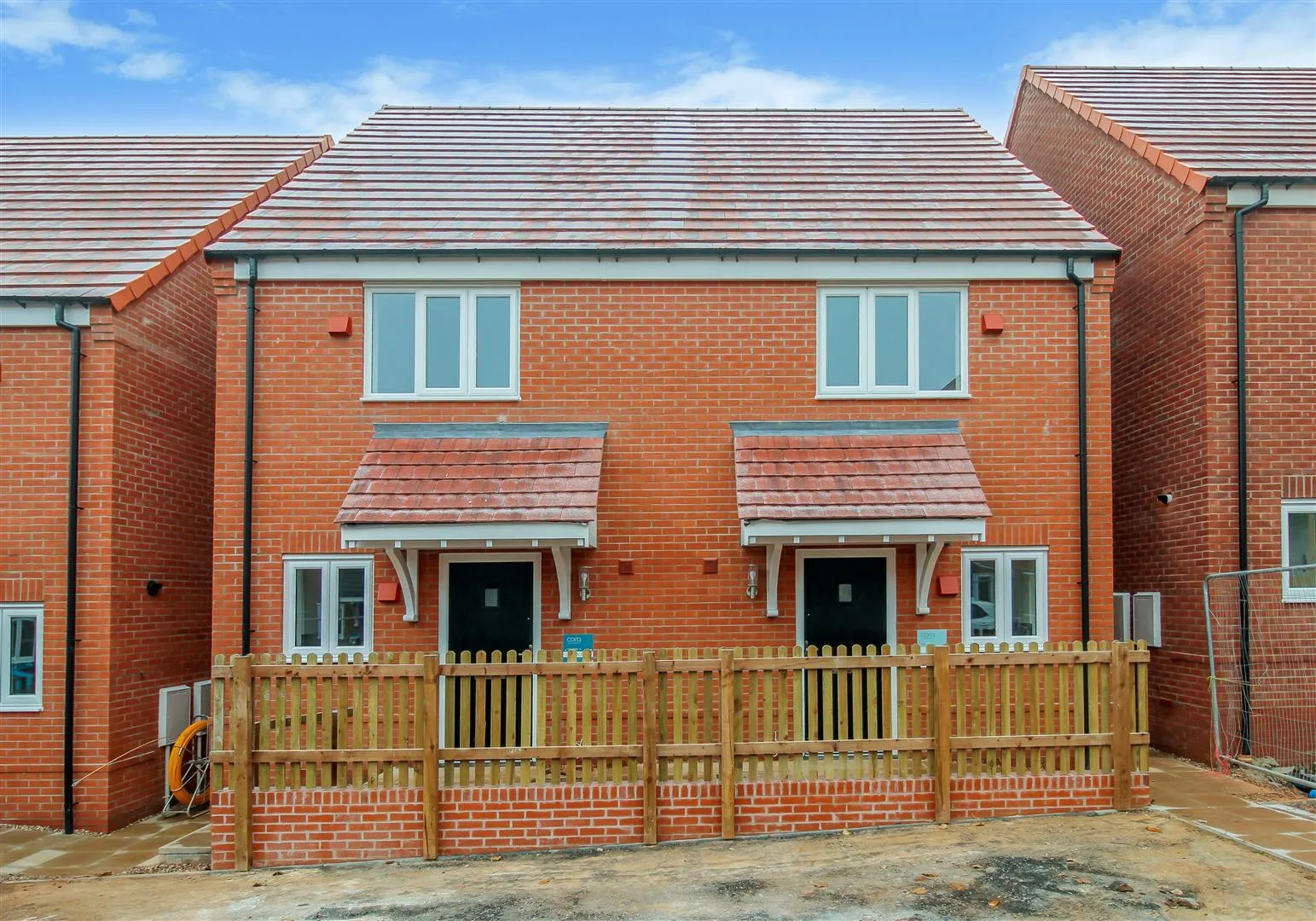 House Home Close in Redhill