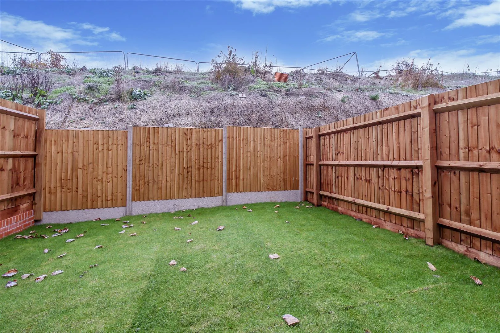 House Home Close in Redhill