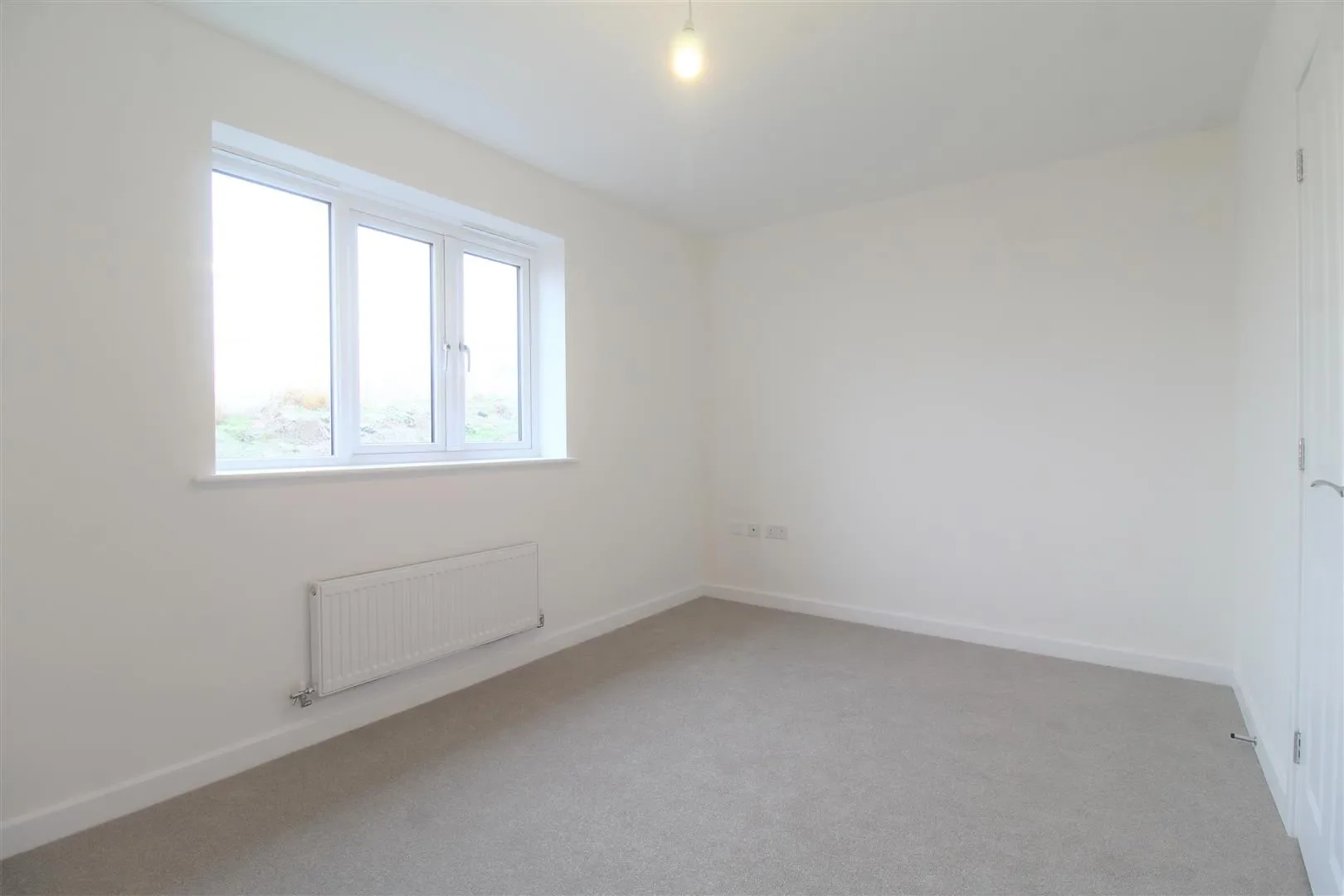 House Home Close in Redhill