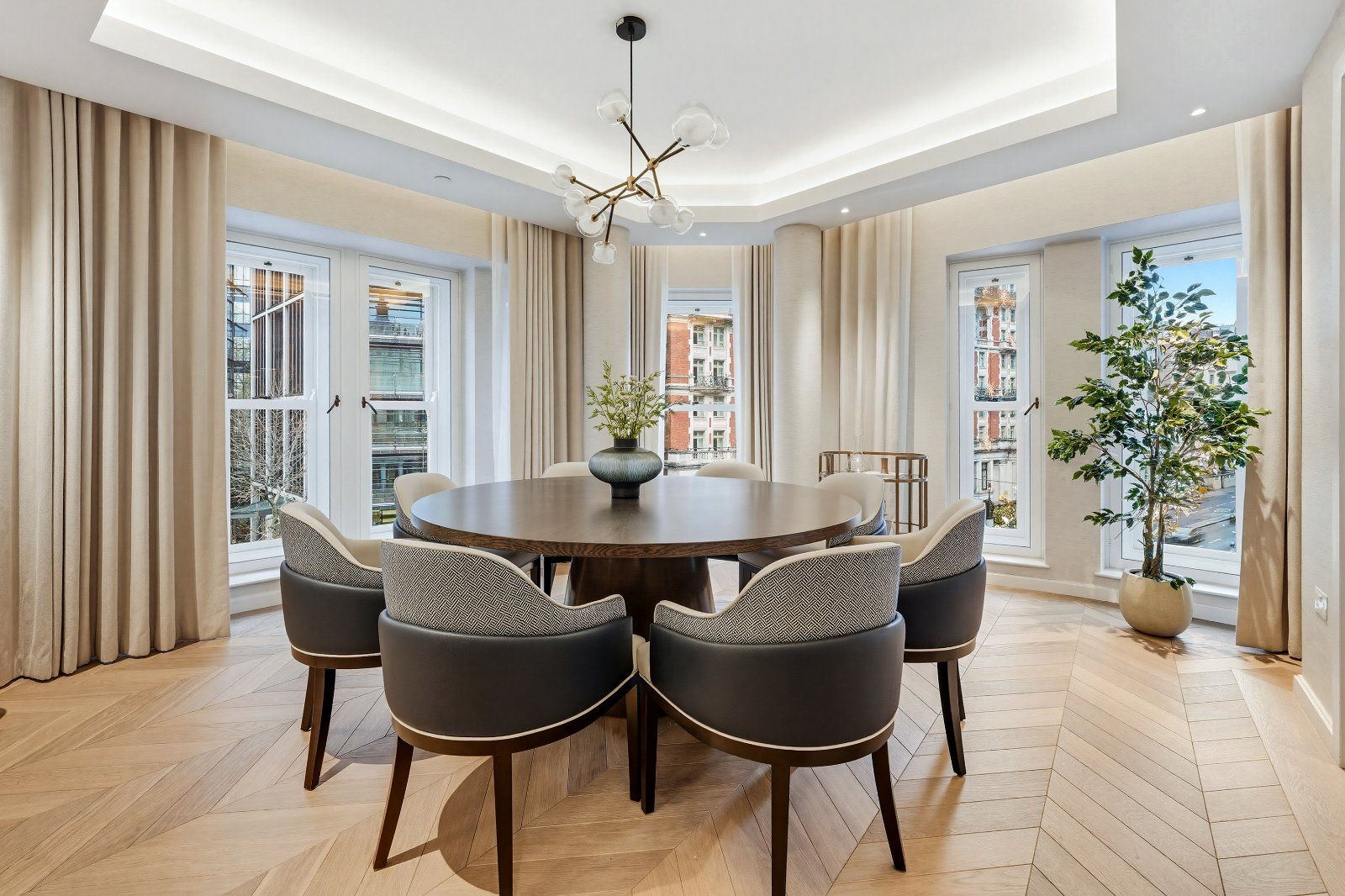 Flat Brompton Road in Greater London