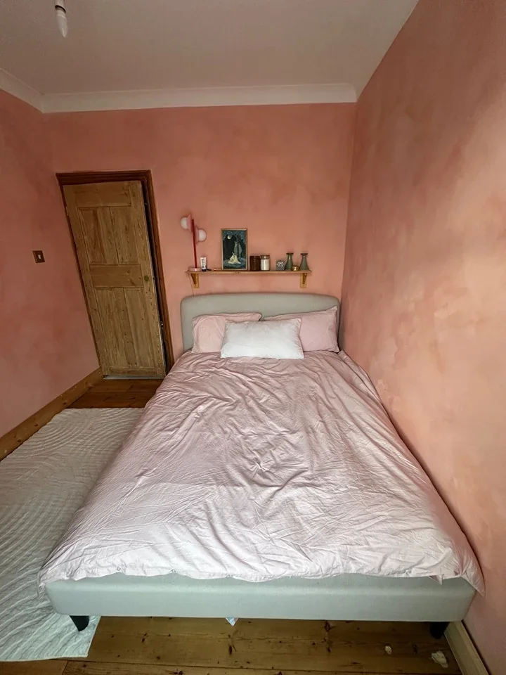 Room Pembroke Road in Greater London