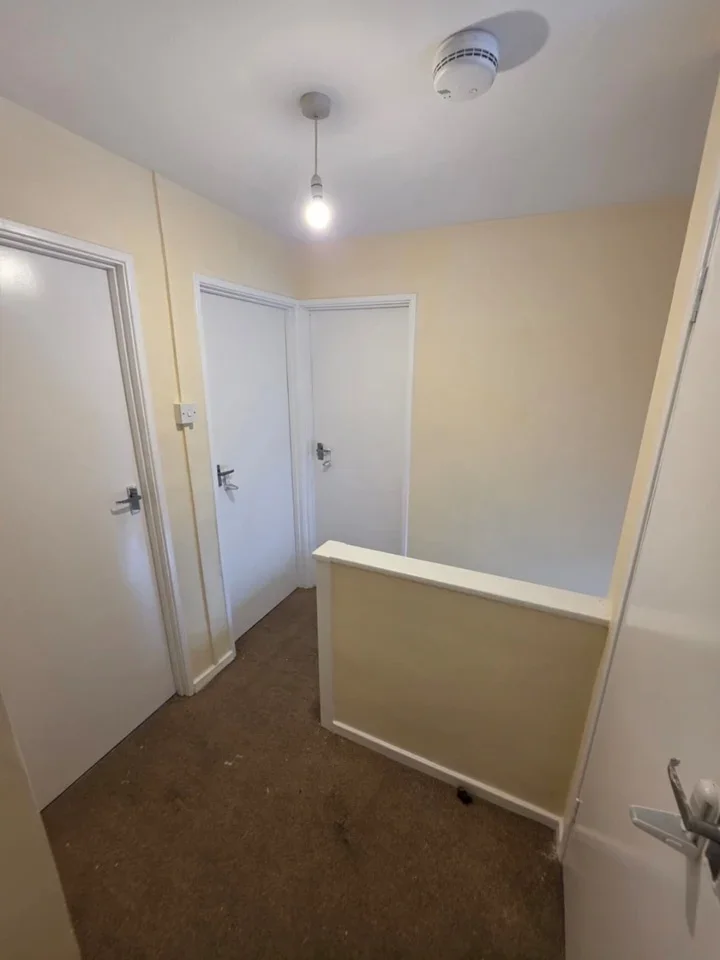 Room Tilgate Parade in Crawley
