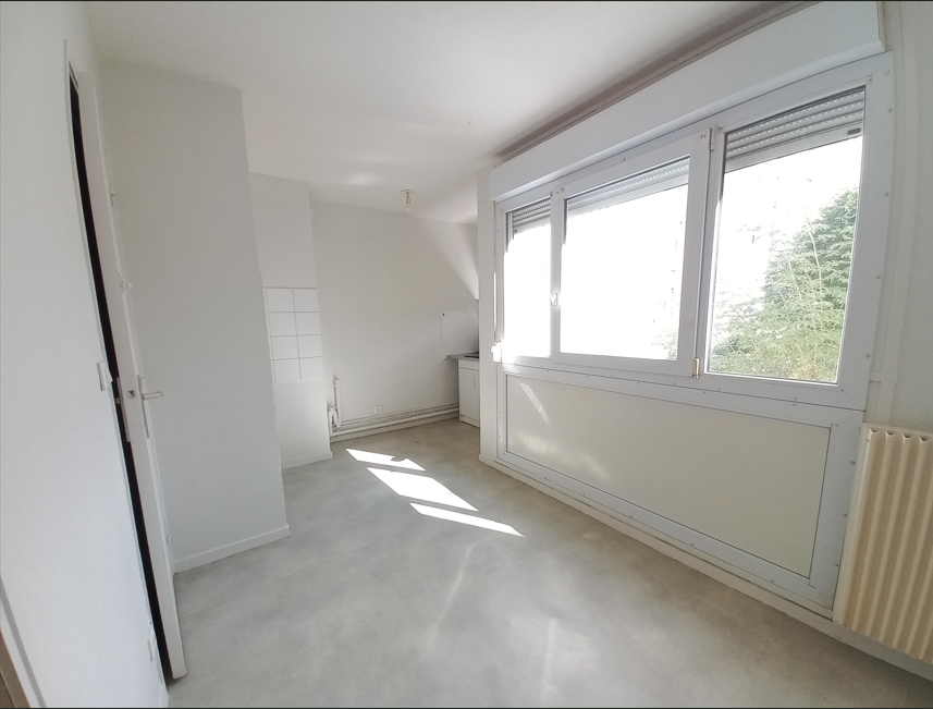 Flat Rue du Président René Coty in Montceau-les-Mines