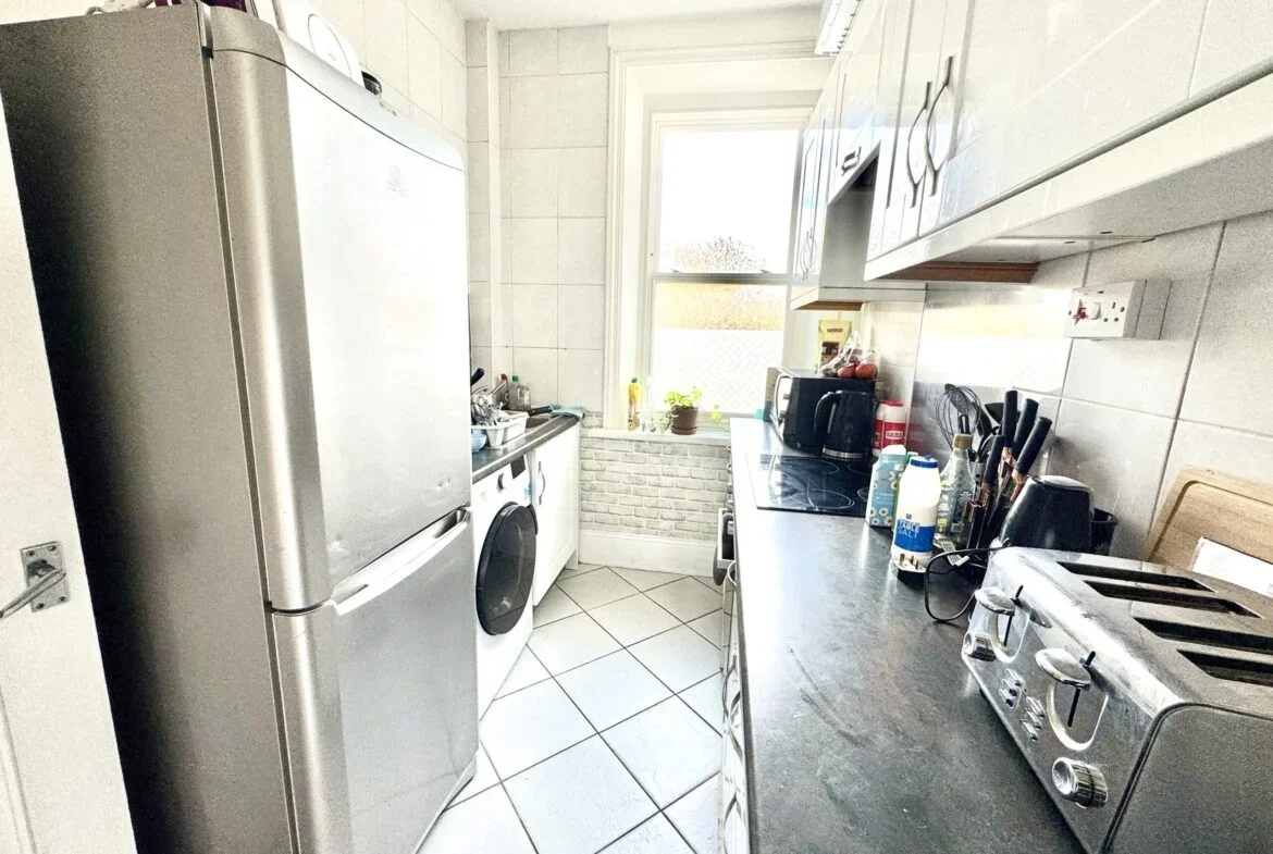 Room Talgarth Road in Greater London