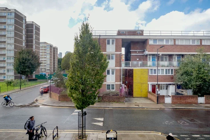 Flat Buckland Street in Greater London