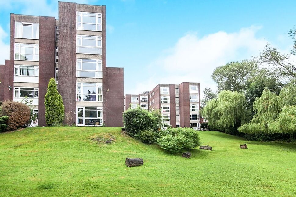 Flat The Beeches in Manchester
