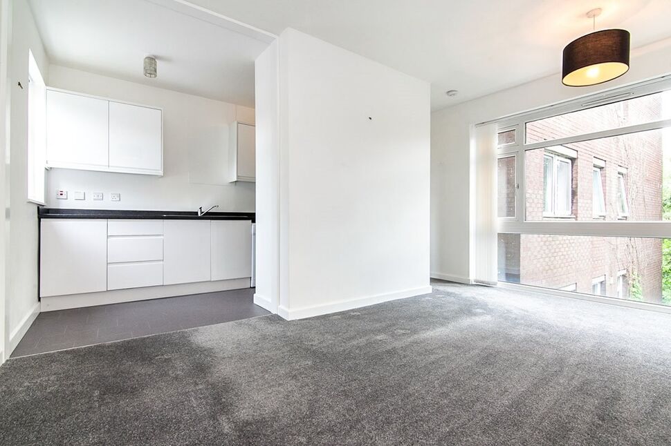 Flat The Beeches in Manchester