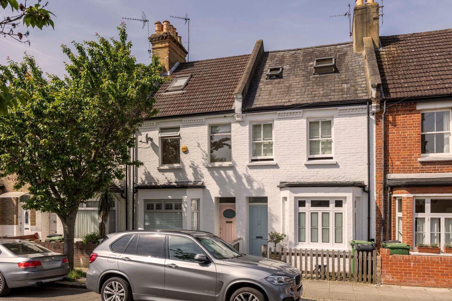 House Lefroy Road in Greater London