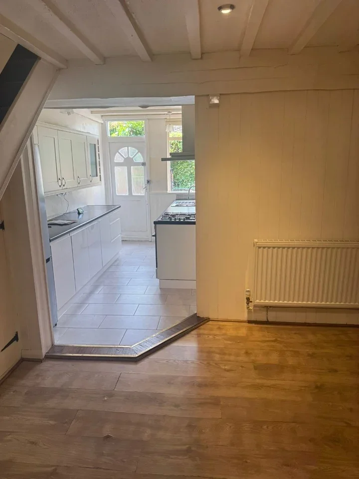 Flat Torridge Road in Greater London