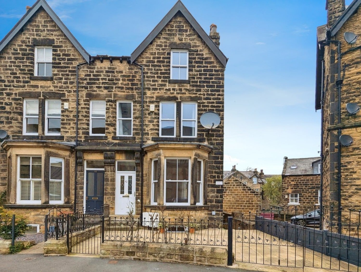 House West Cliffe Grove in Harrogate