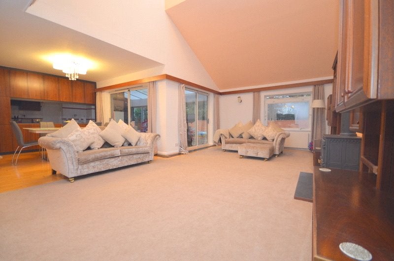 House Freeman Way in Greater London