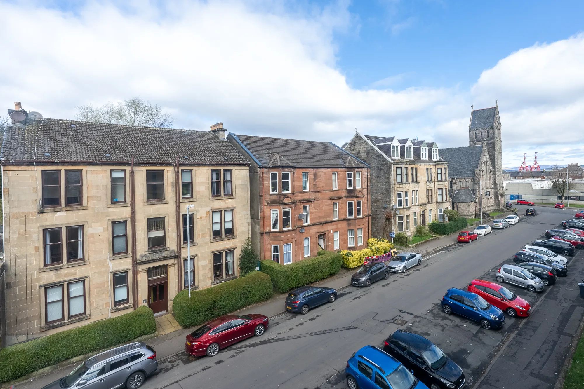 Flat Kelly Street in Greenock