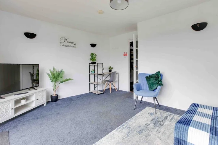 House Aire Walk in Witham