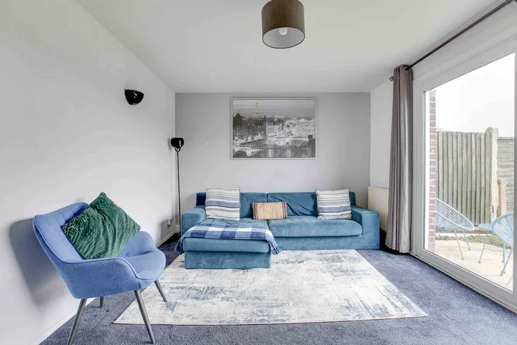 House Aire Walk in Witham