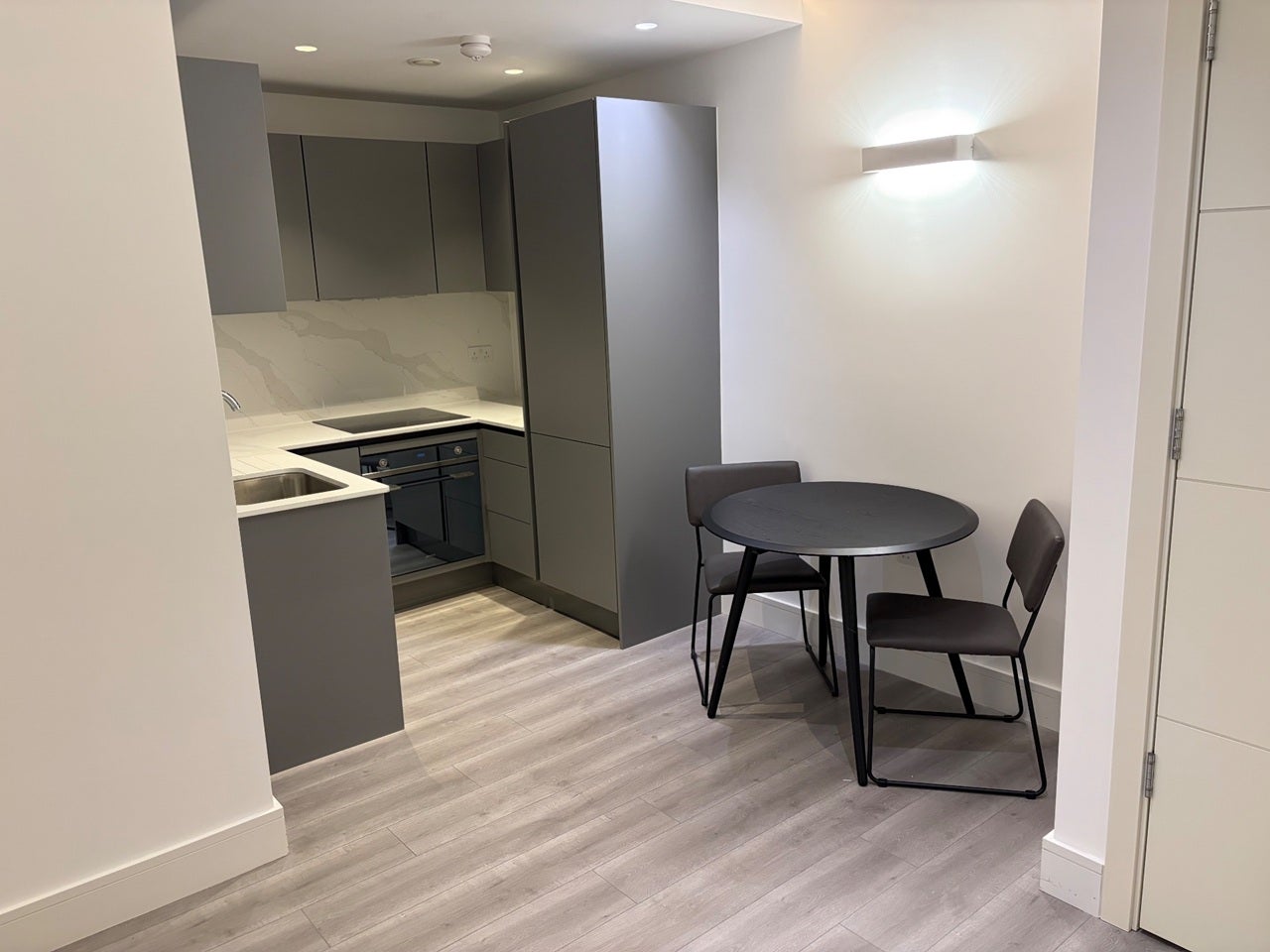Flat Great West Road in Greater London