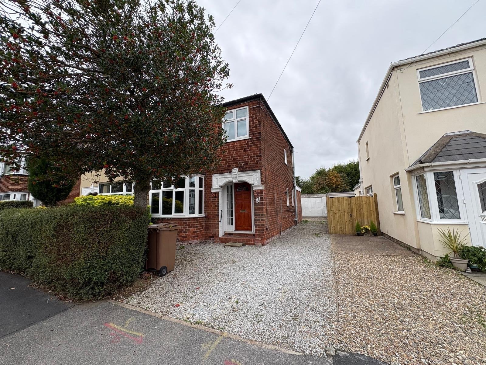 Flat Kenwardly Road in Willerby