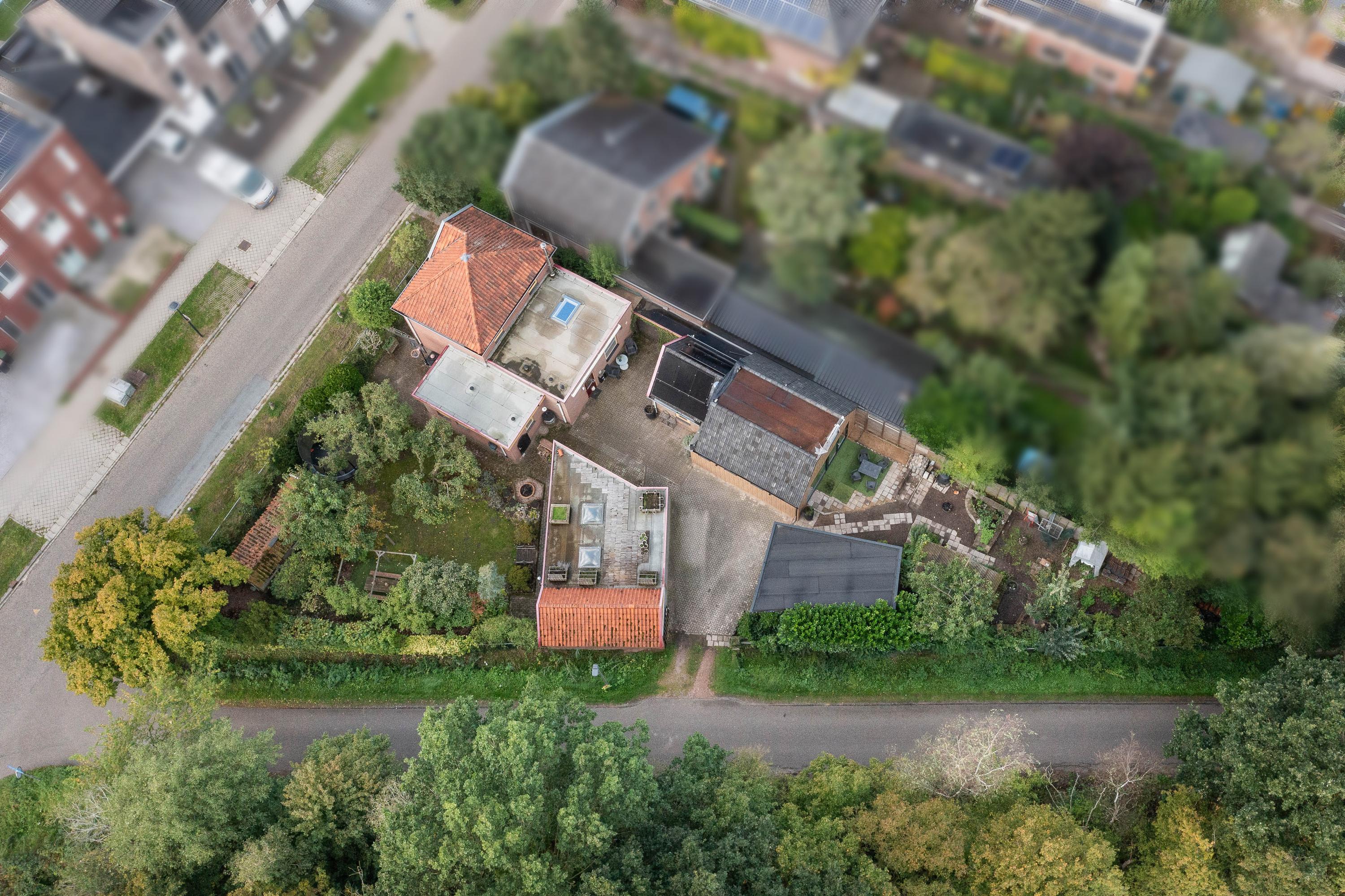 Vrijstaande woning te koop: van Alphenstraat 11, Hengelo