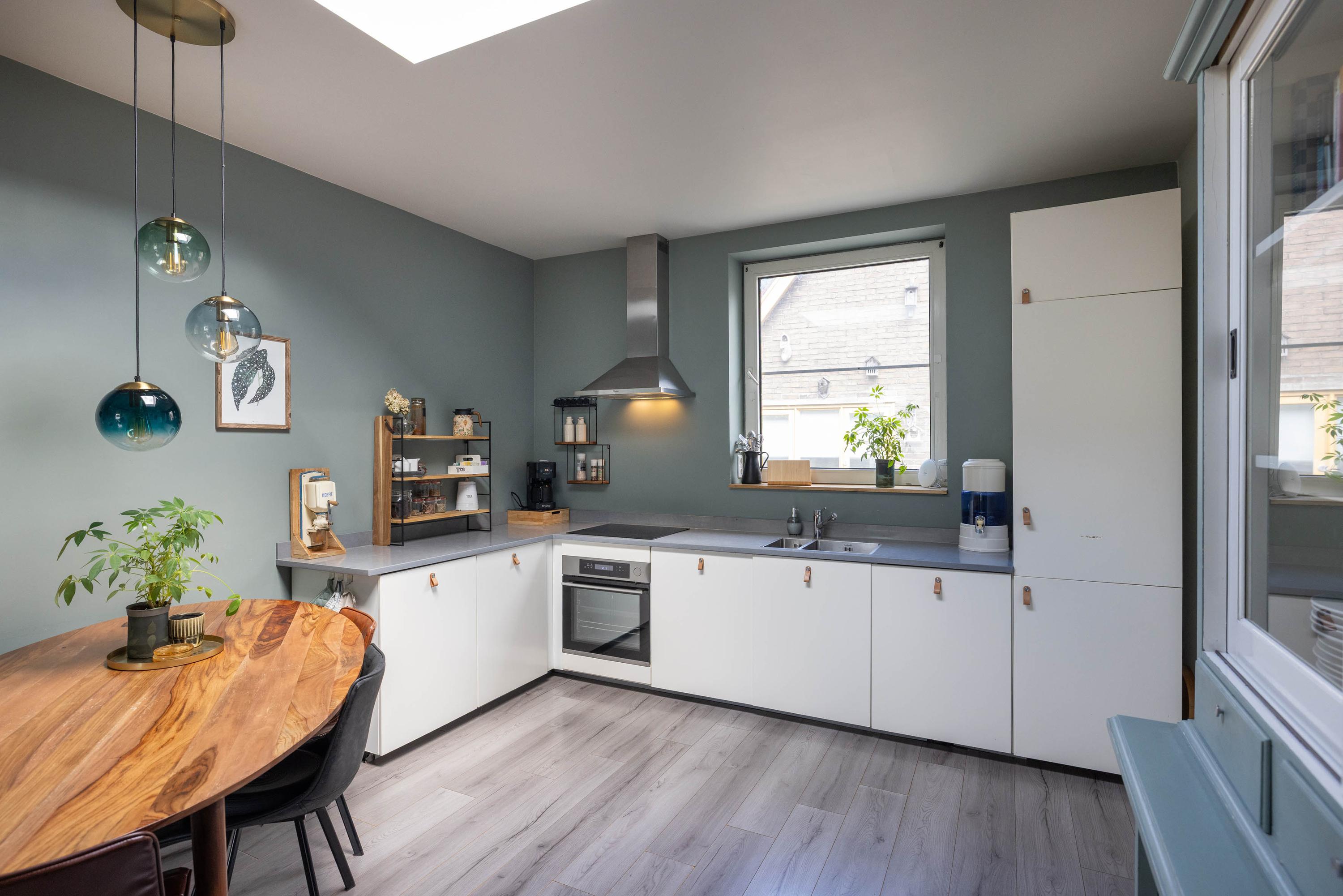Vrijstaande woning te koop: van Alphenstraat 11, Hengelo