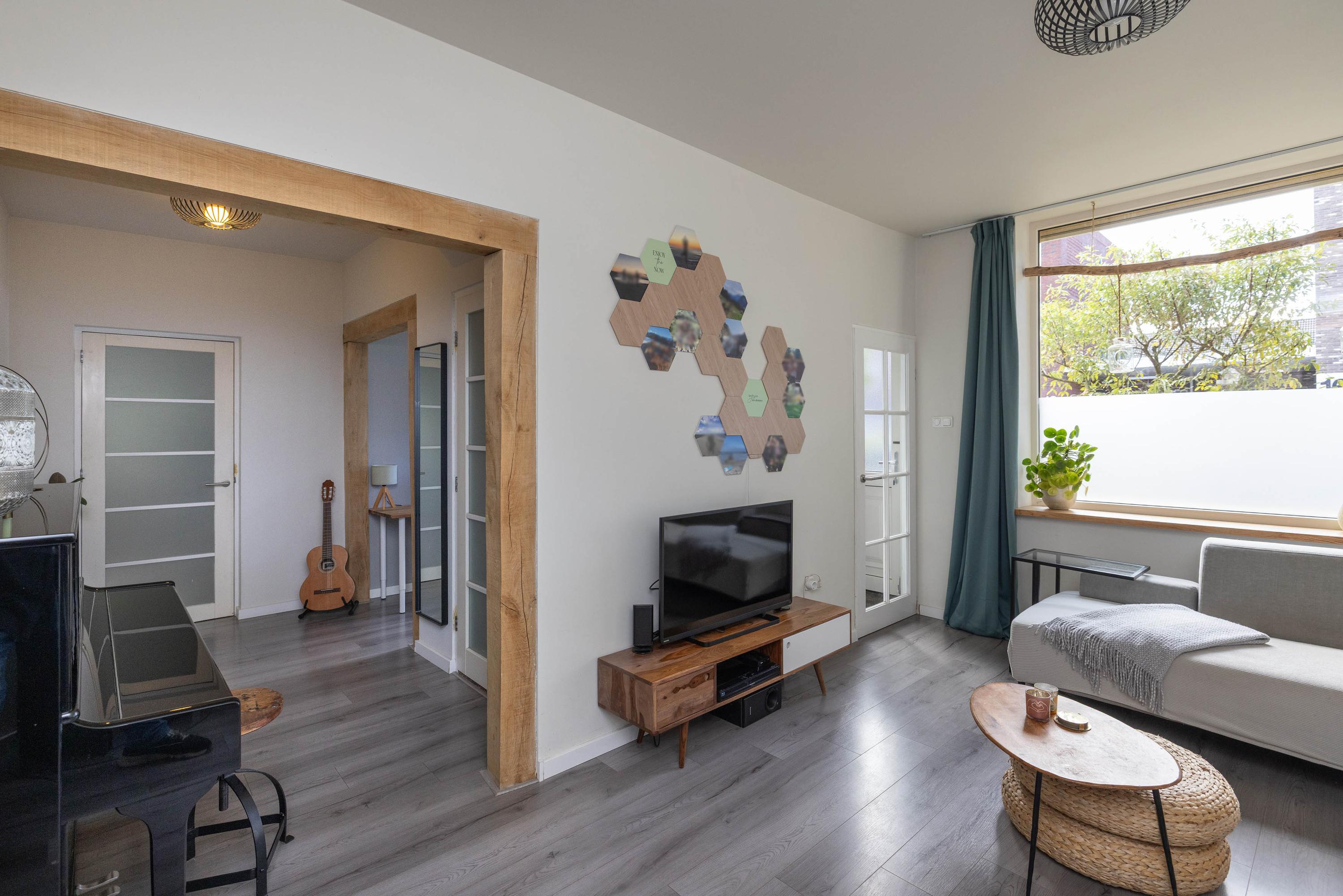 Vrijstaande woning te koop: van Alphenstraat 11, Hengelo
