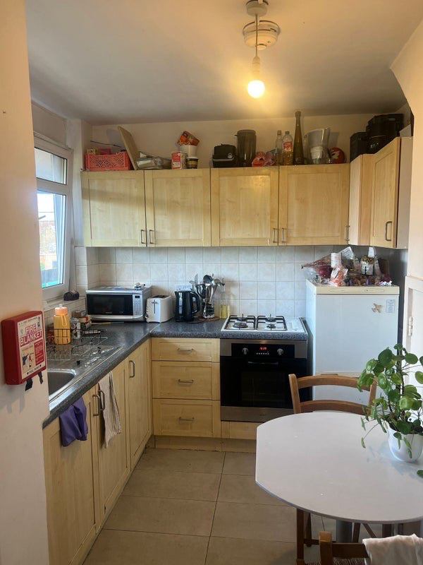Room Raglan Street in Greater London