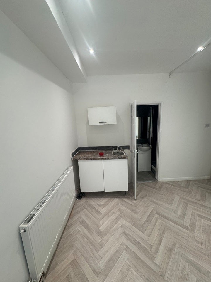 Room Mansfield Road in Nottingham