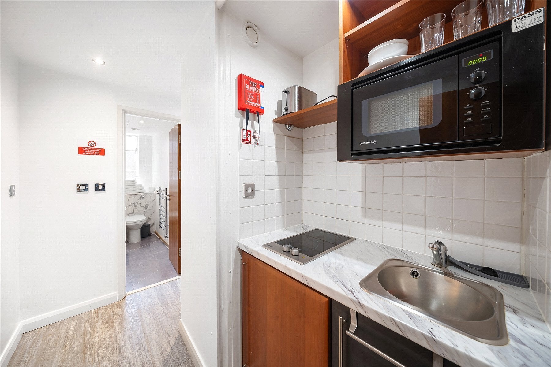 Flat Old Brompton Road in Greater London