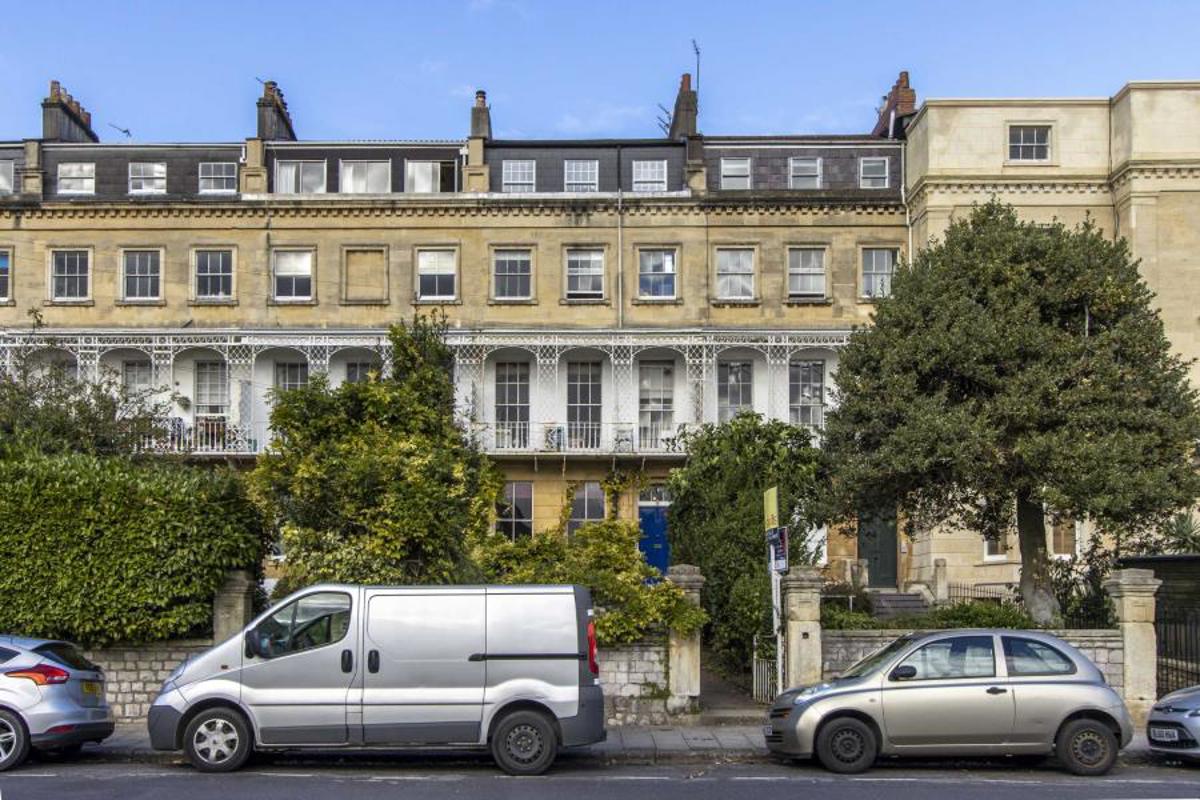 Flat Burlington Road in Bristol