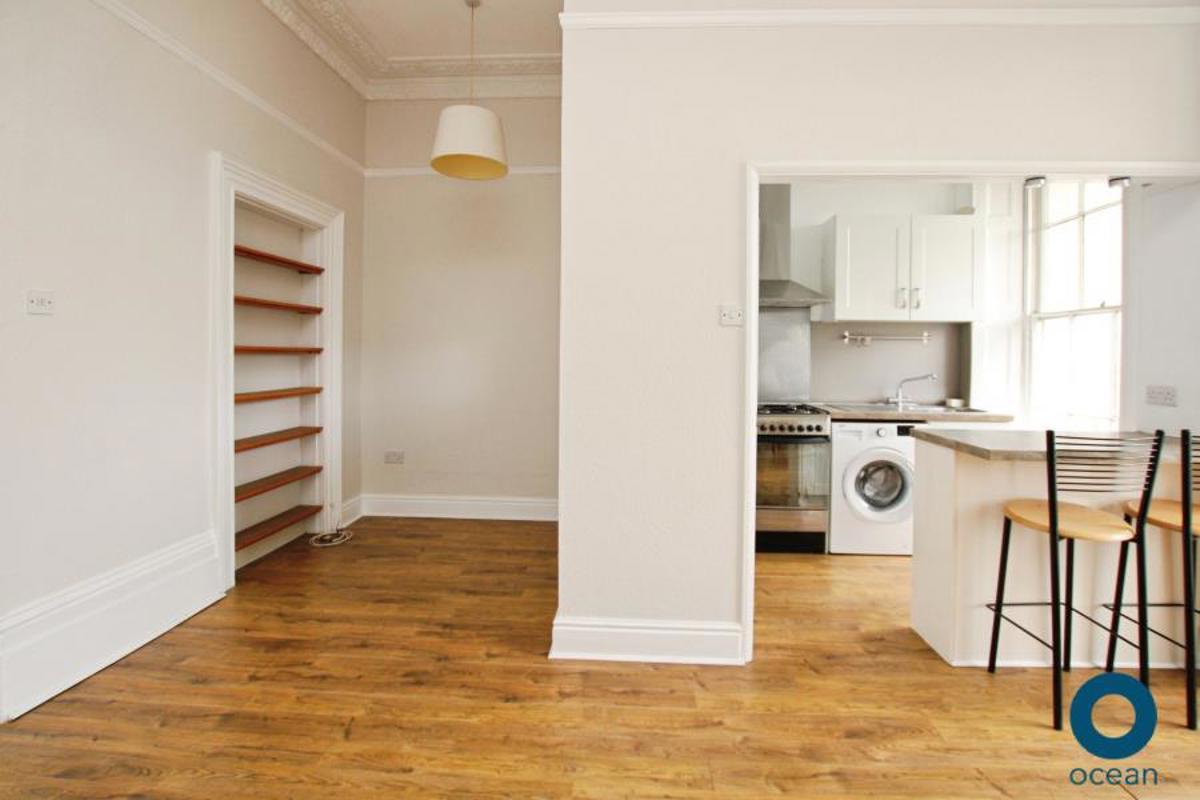 Flat Burlington Road in Bristol