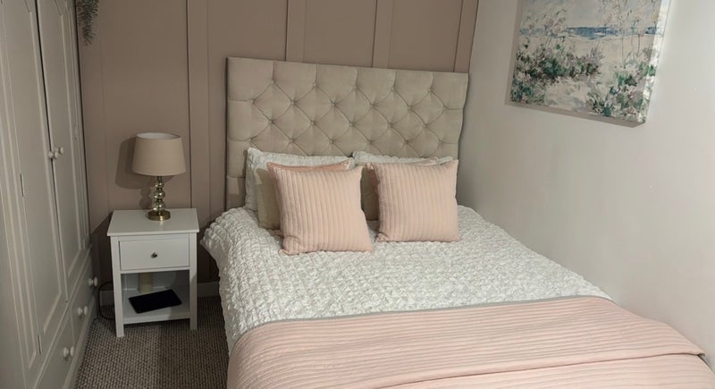 Room Woodhall Road in Chelmsford
