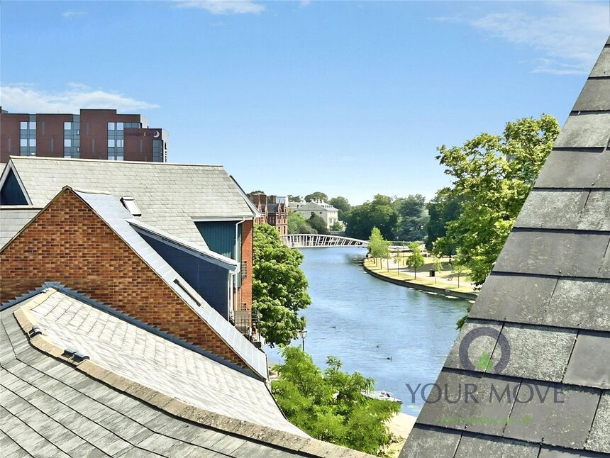 Flat Sovereigns Quay in Bedford