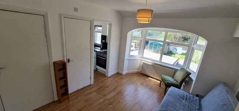 Room Park Avenue in Greater London