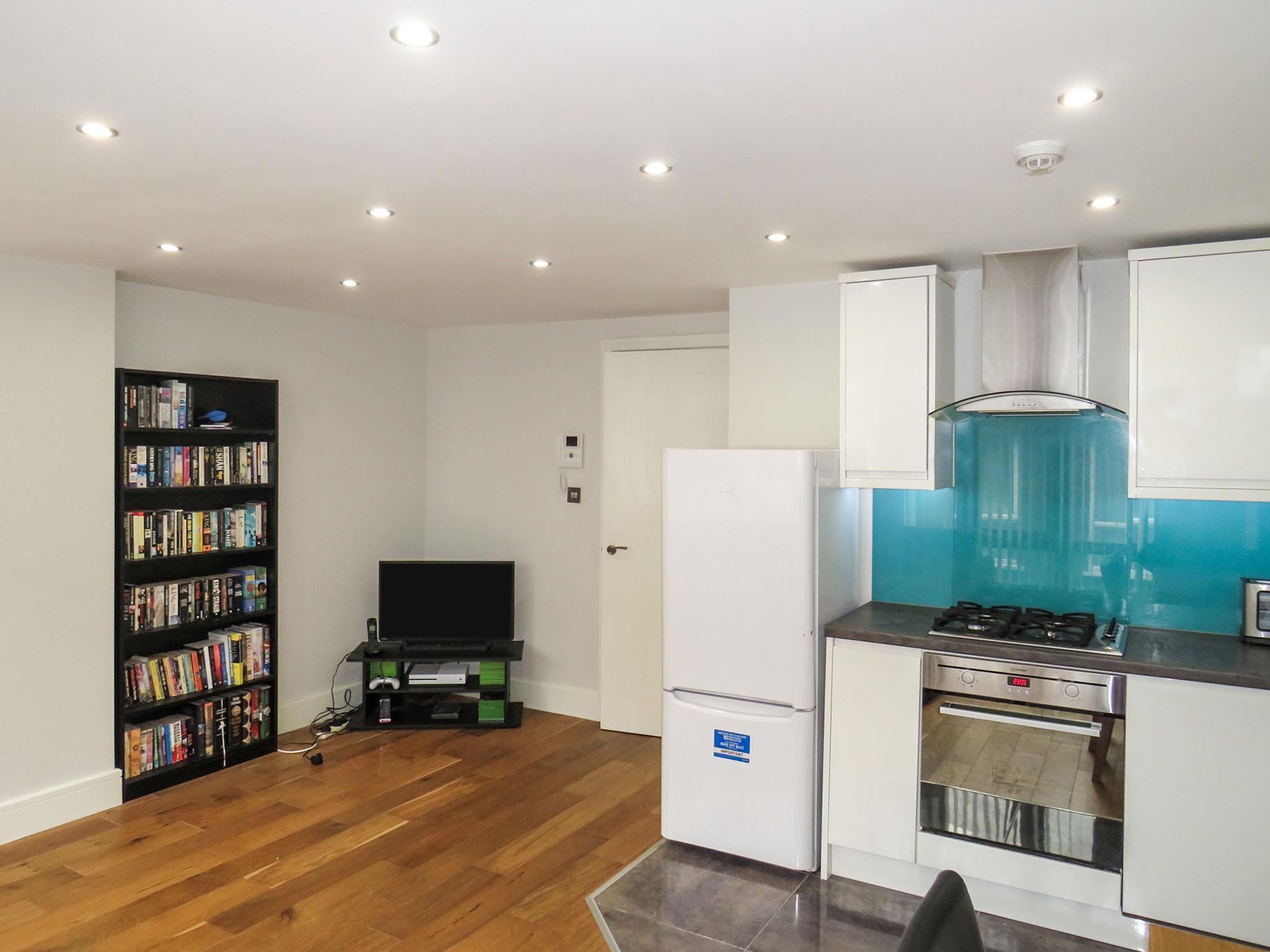 Flat Jacobs Alley in Basingstoke and Deane