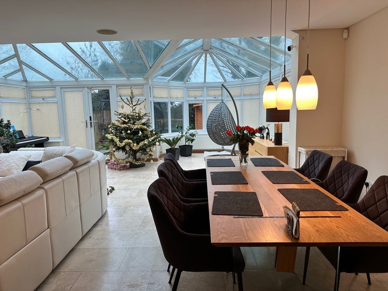 Room Abingdon Road in Greater London