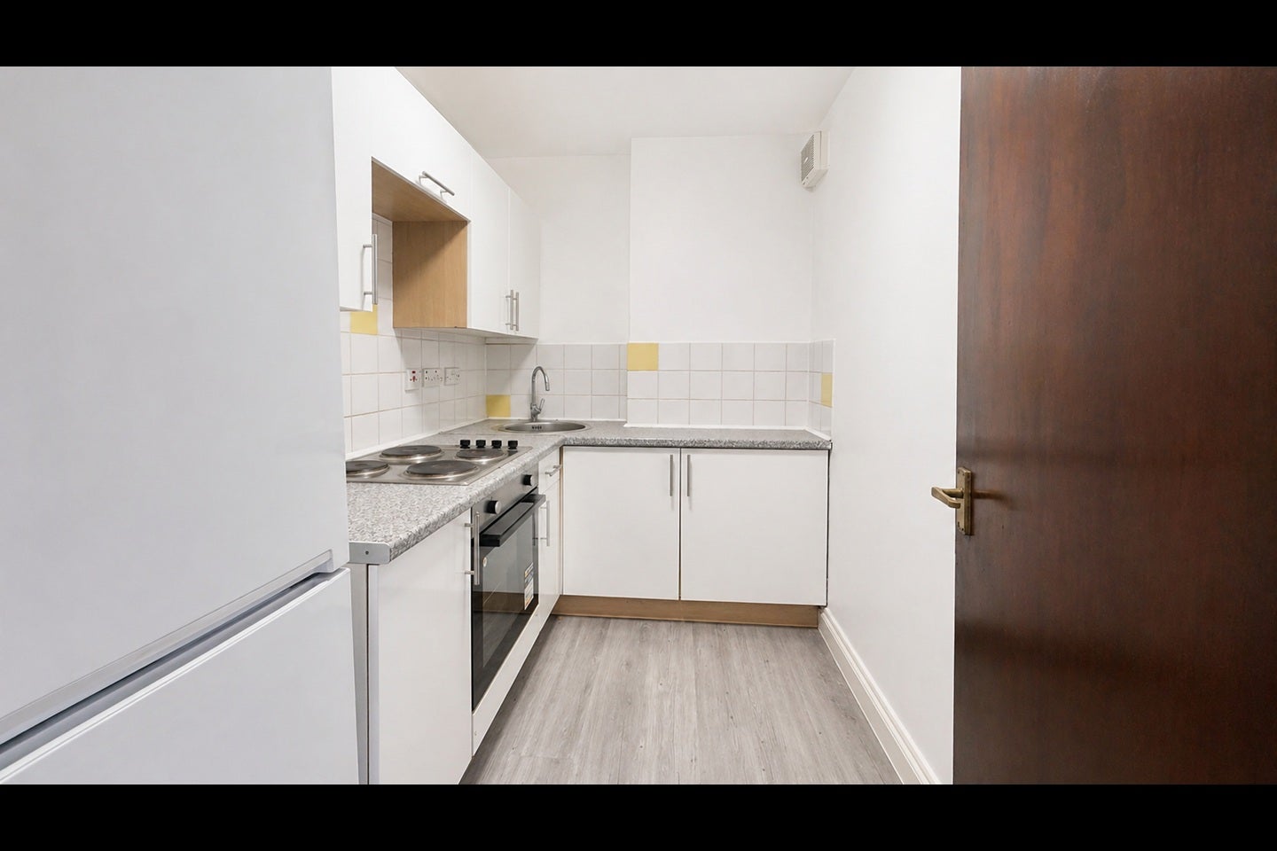 Flat Royal College Street in Greater London