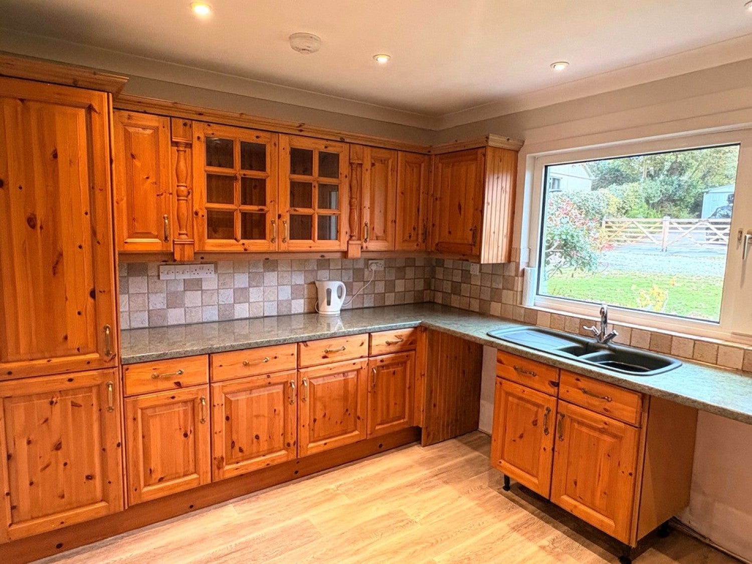 House Greenfields Close in Falmouth