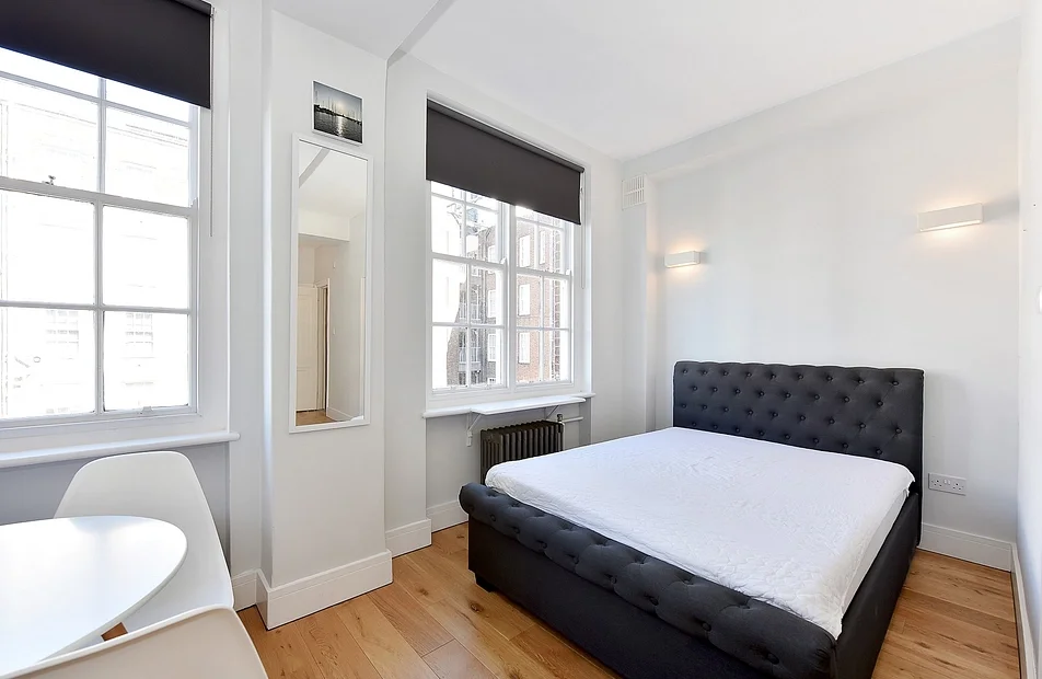 Flat Queensway in City of Westminster