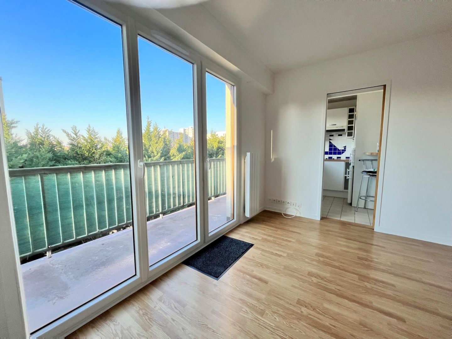 Flat Rue Pierre Brossolette in Rueil-Malmaison