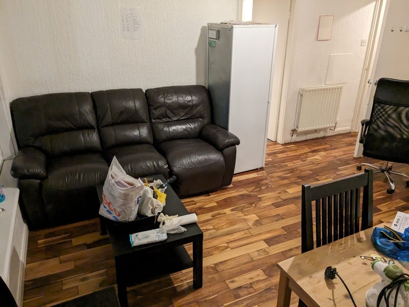 Room Dundasvale Court in Glasgow