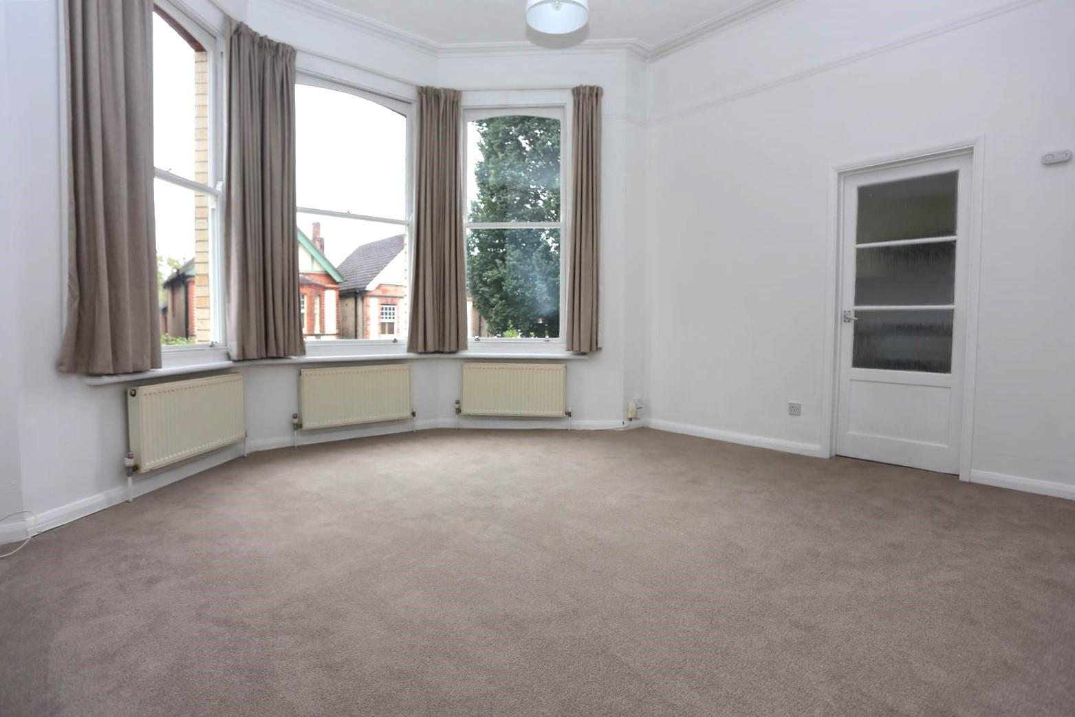 Flat Wilbury Gardens in Portslade by Sea