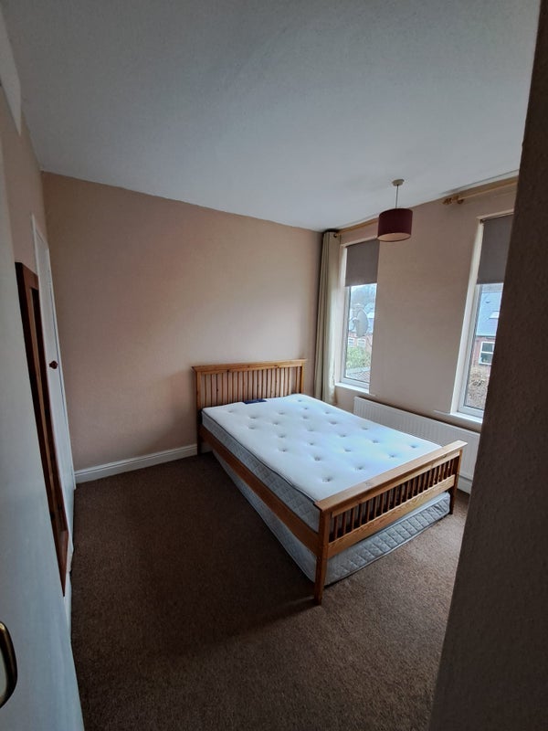 Room Ranby Road in Sheffield